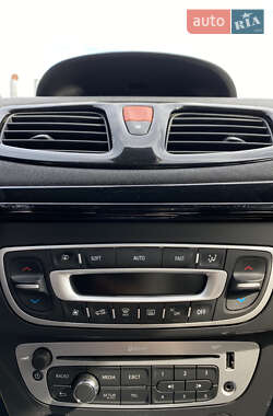 Седан Renault Fluence 2014 в 