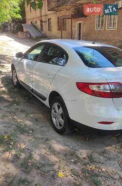 Седан Renault Fluence 2012 в 