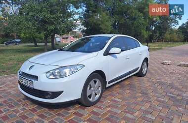 Седан Renault Fluence 2012 в 