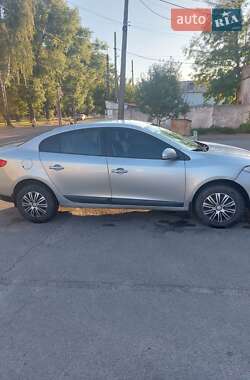 Седан Renault Fluence 2010 в Чернигове