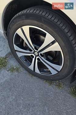 Седан Renault Fluence 2012 в Нетешине