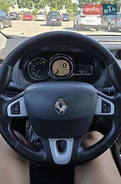 Седан Renault Fluence 2012 в Нетешине