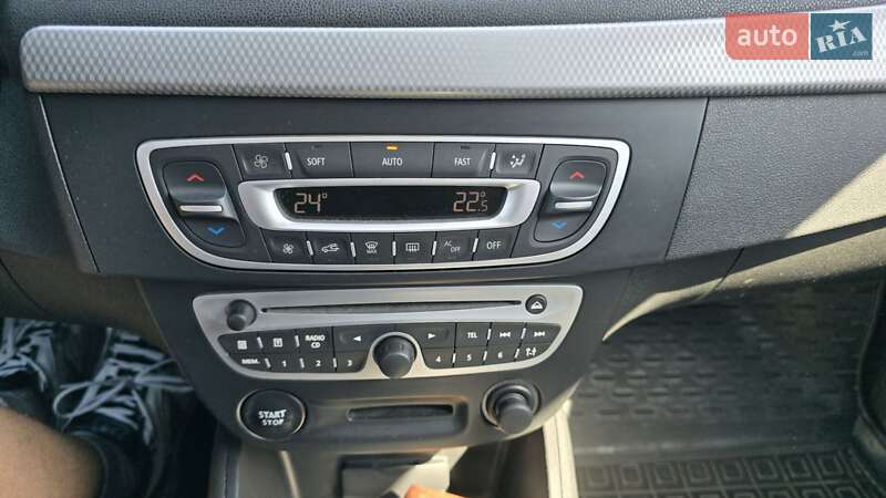 Седан Renault Fluence 2012 в Нетешине фото 22 Седан Renault Fluence 2012 в Нетешине