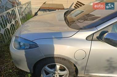Седан Renault Fluence 2011 в 