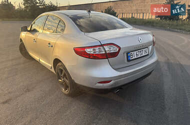 Седан Renault Fluence 2010 в 