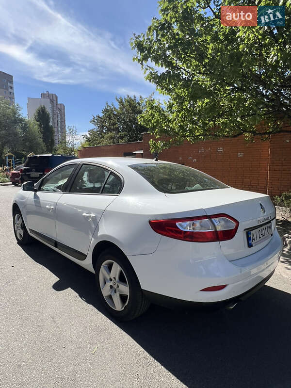 Седан Renault Fluence 2016 в Киеве