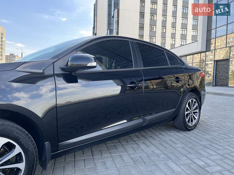 Седан Renault Fluence 2013 в Дніпрі