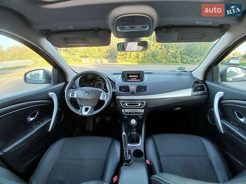 Седан Renault Fluence 2011 в Дубно