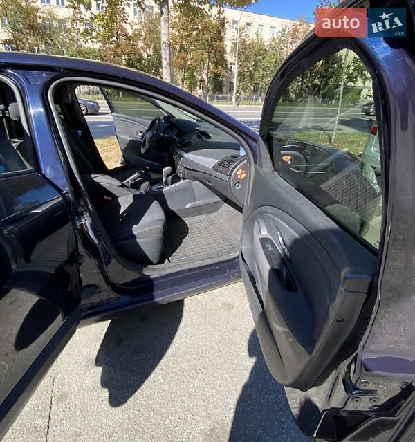 Седан Renault Fluence 2011 в Киеве фото 6 Седан Renault Fluence 2011 в Киеве