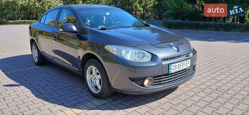 Седан Renault Fluence 2011 в Миргороде