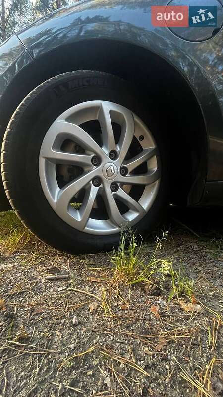 Седан Renault Fluence 2013 в Звягеле