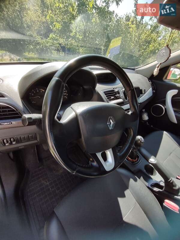 Седан Renault Fluence 2012 в Чернигове фото 4 Седан Renault Fluence 2012 в Чернигове