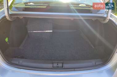 Седан Renault Fluence 2012 в 