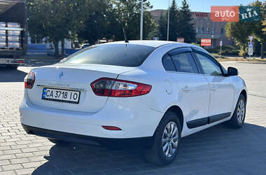 Седан Renault Fluence 2010 в 