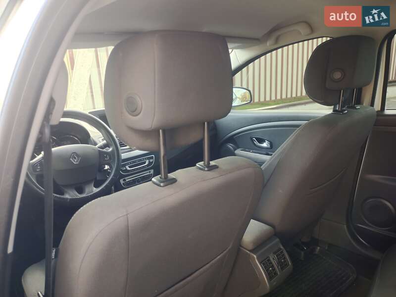 Седан Renault Fluence 2012 в Львове фото 17 Седан Renault Fluence 2012 в Львове