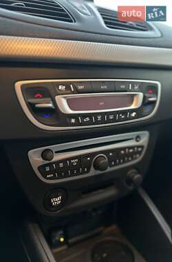 Седан Renault Fluence 2011 в 