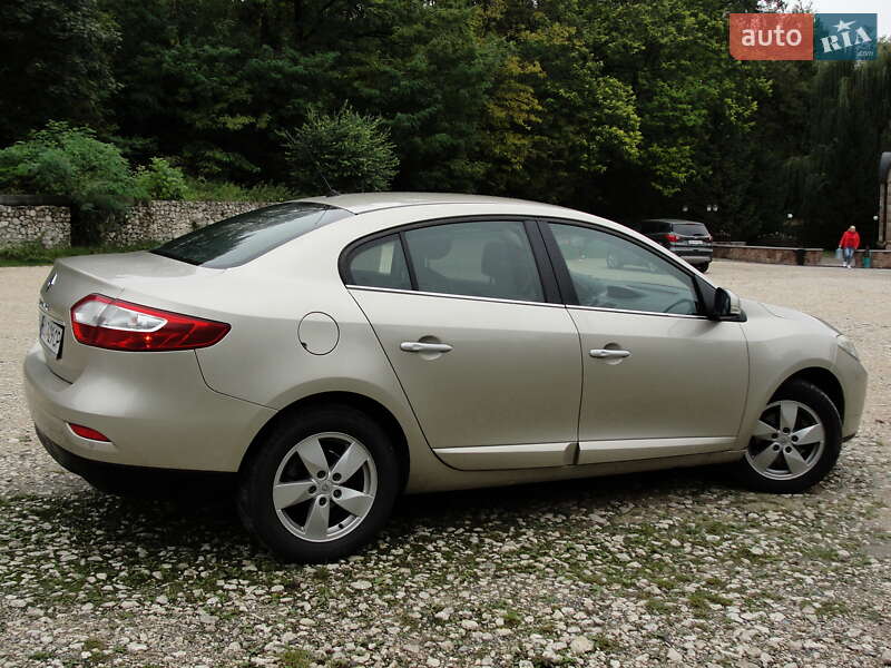 Седан Renault Fluence 2012 в Тернополе