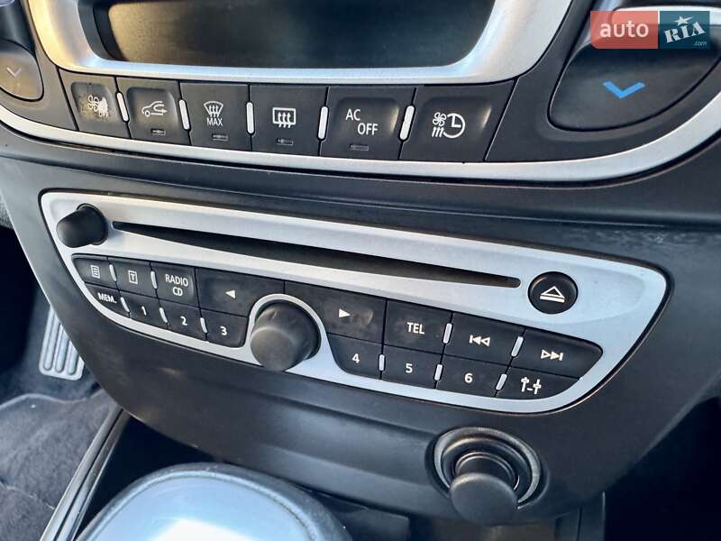Седан Renault Fluence 2011 в Одессе