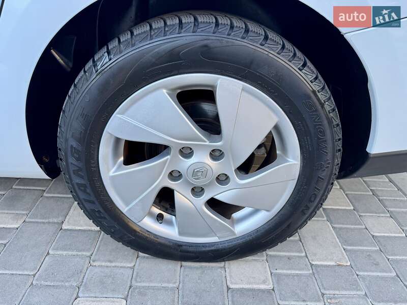 Седан Renault Fluence 2011 в Одессе