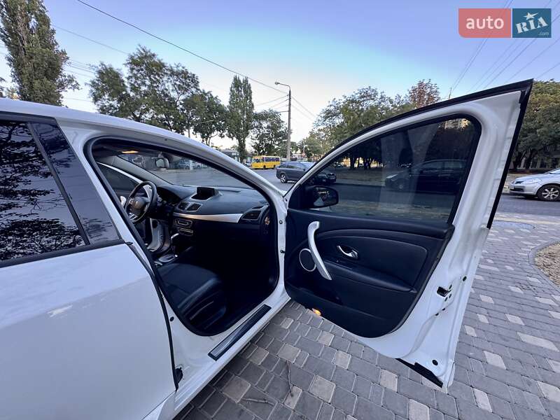 Седан Renault Fluence 2011 в Одессе