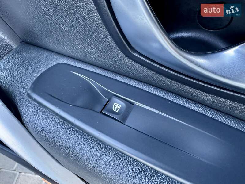 Седан Renault Fluence 2011 в Одессе