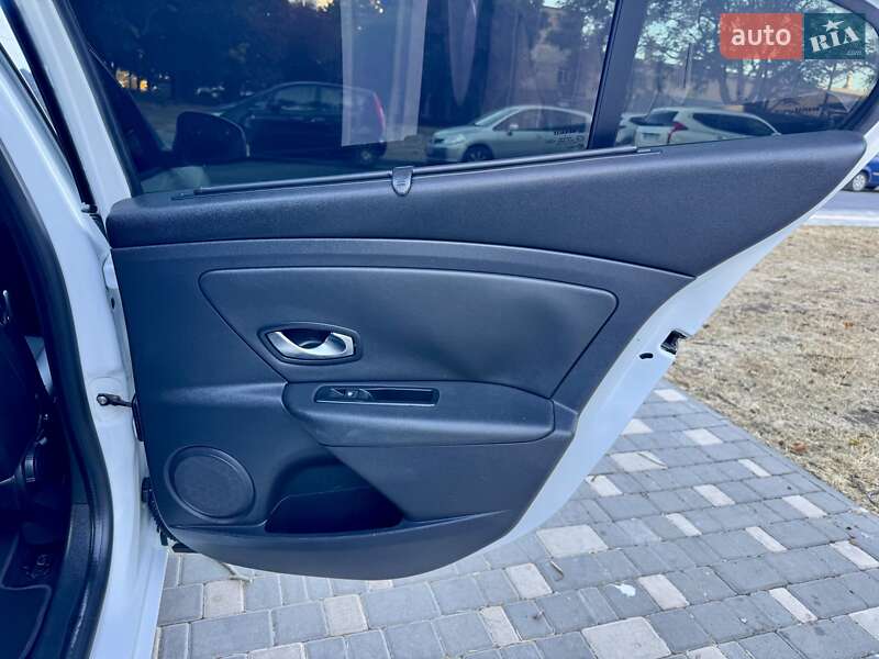 Седан Renault Fluence 2011 в Одессе