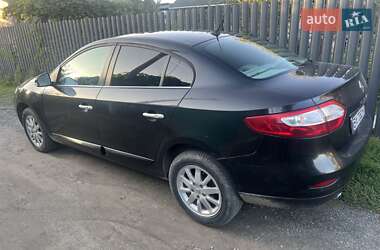 Седан Renault Fluence 2010 в 