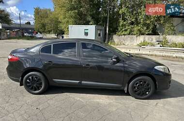 Седан Renault Fluence 2012 в 