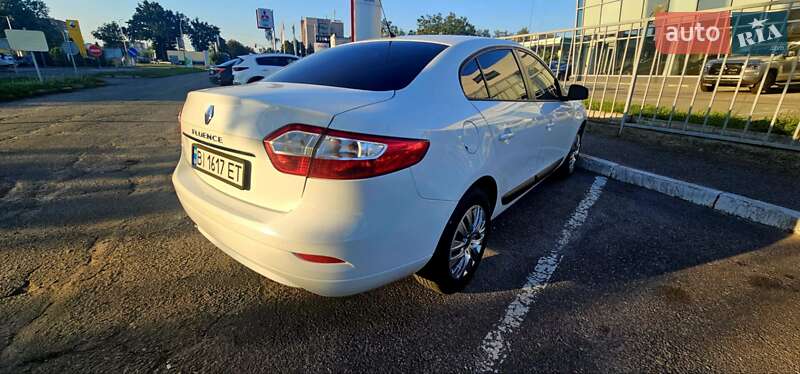 Седан Renault Fluence 2016 в Полтаве