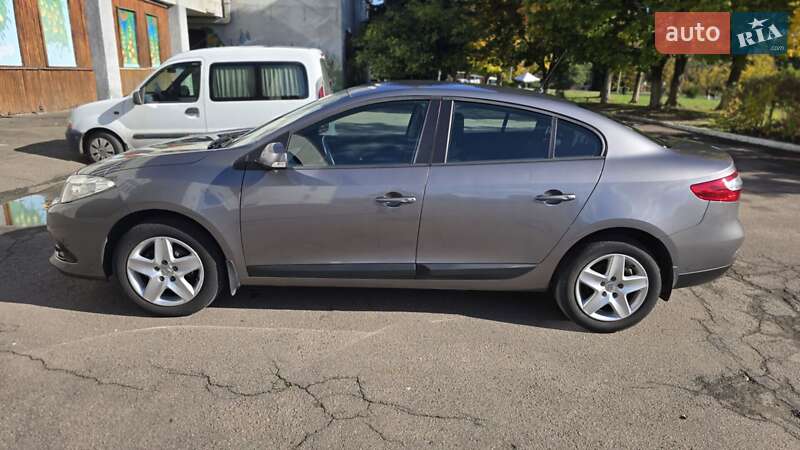 Седан Renault Fluence 2016 в Ровно