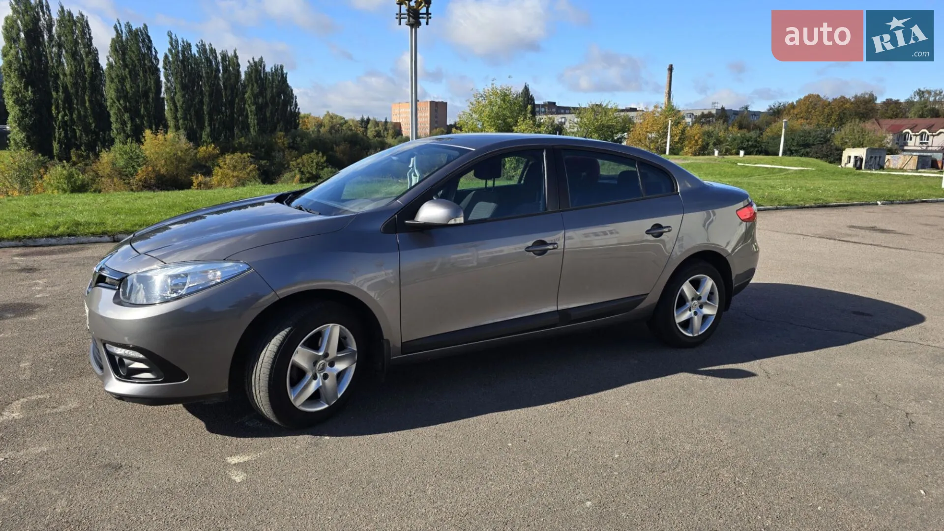 2016 Renault Fluence - мініатюра 9
