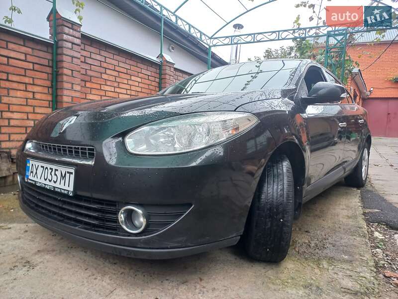 Седан Renault Fluence 2010 в Хмельницком