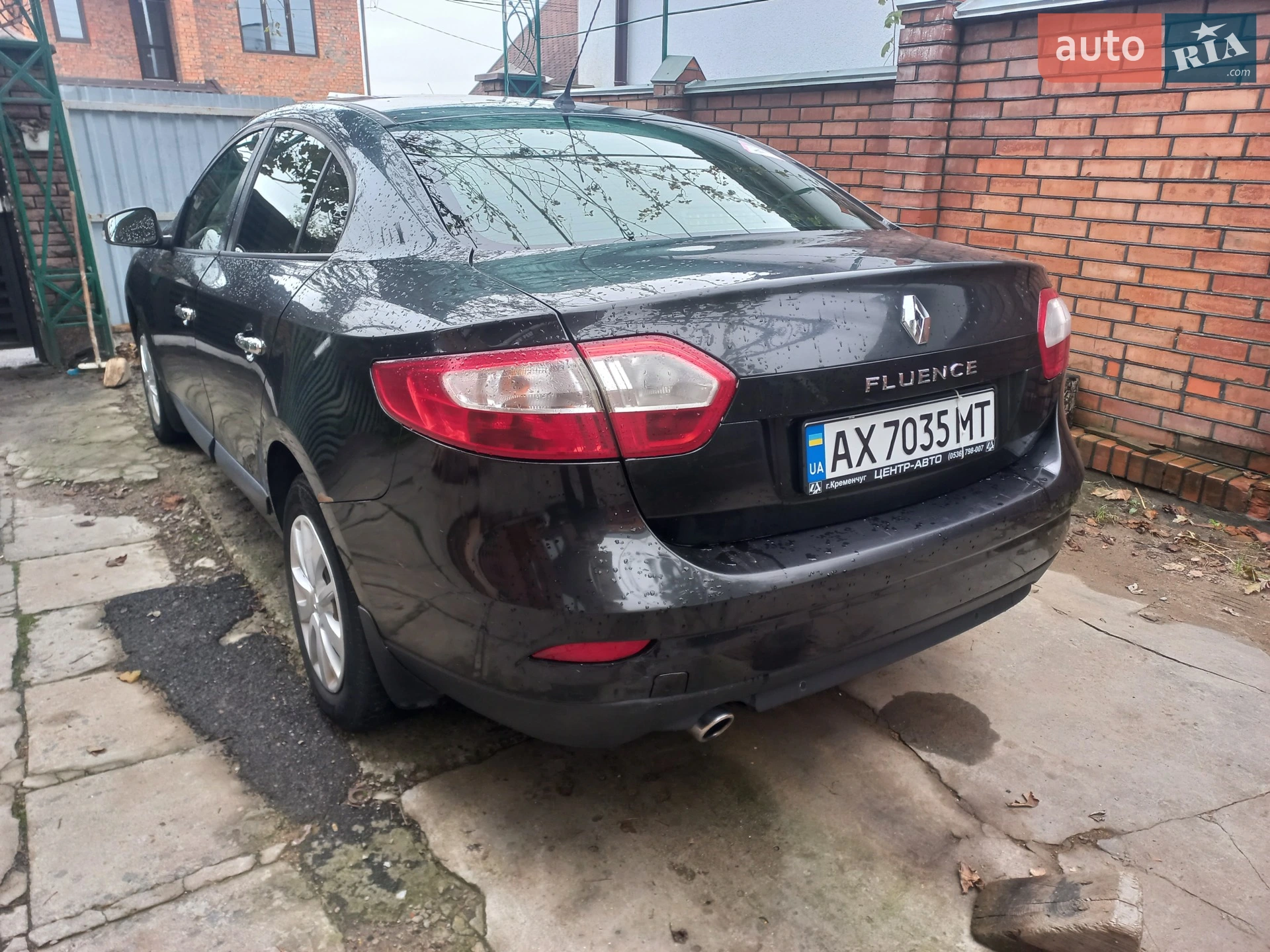 2010 Renault Fluence - мініатюра 4