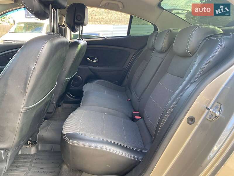 Седан Renault Fluence 2011 в Києві