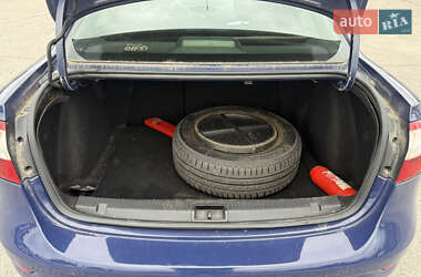 Седан Renault Fluence 2010 в 