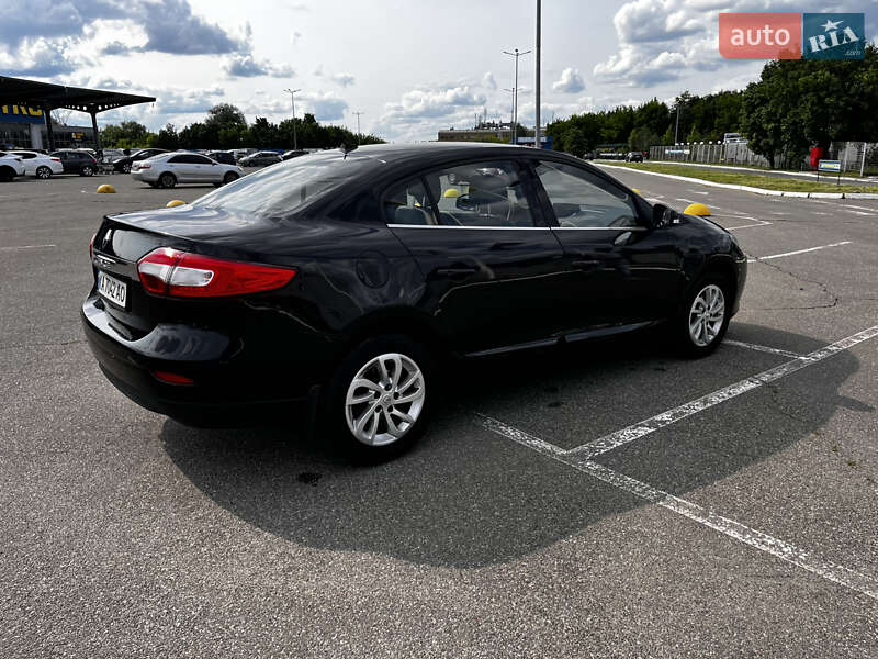 Седан Renault Fluence 2015 в Києві