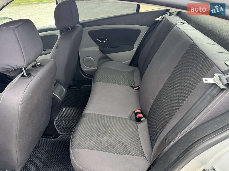 Седан Renault Fluence 2012 в Каневі фото 13 Седан Renault Fluence 2012 в Каневі