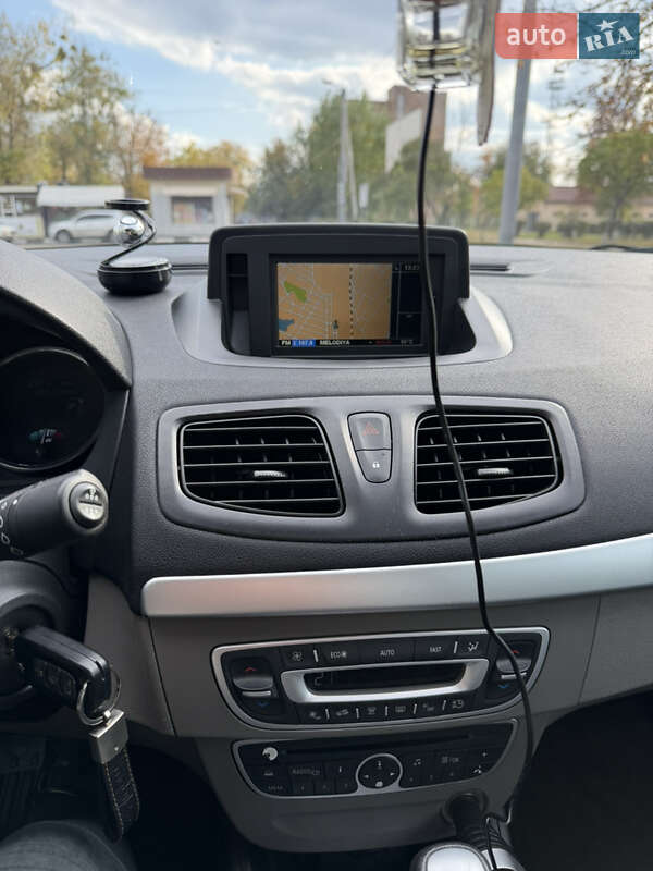 Седан Renault Fluence 2011 в Харькове