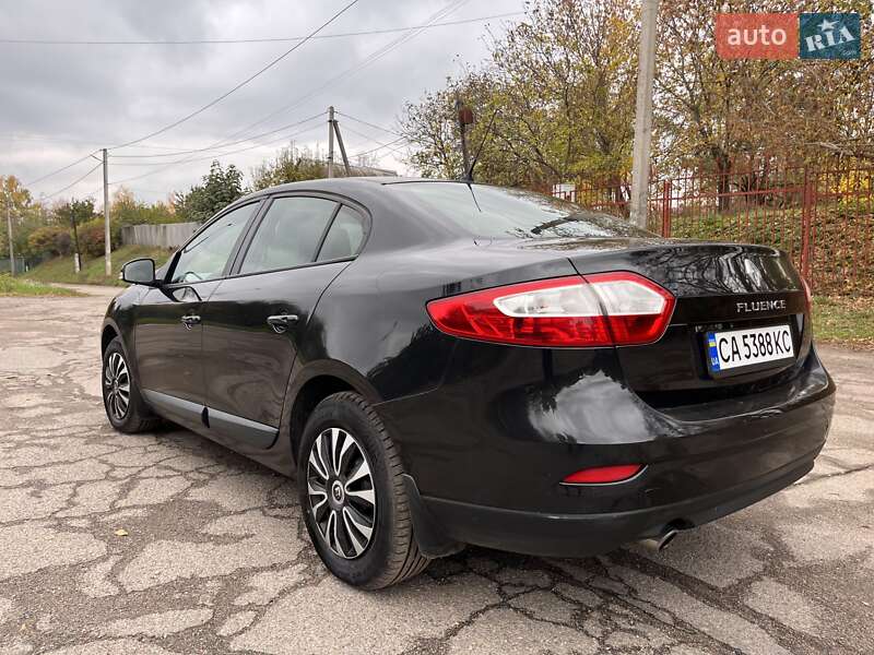 Седан Renault Fluence 2012 в Смеле