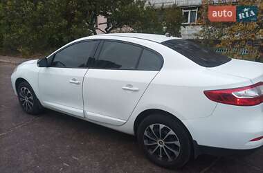 Седан Renault Fluence 2011 в 