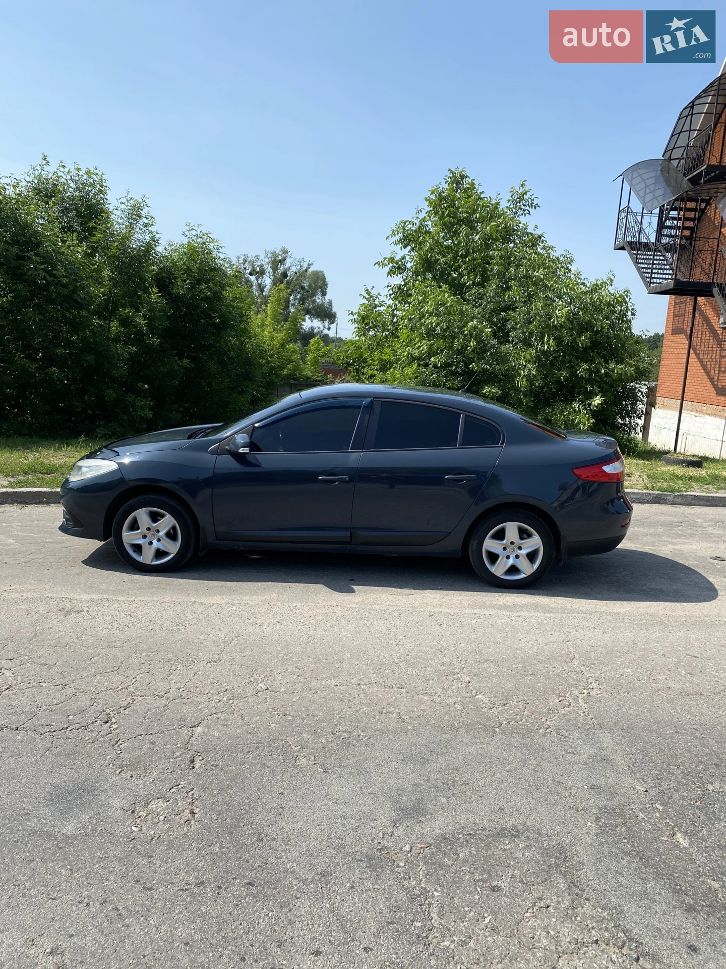 2013 Renault Fluence - мініатюра 12