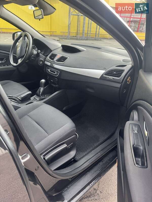 Седан Renault Fluence 2010 в Кропивницькому фото 8 Седан Renault Fluence 2010 в Кропивницькому