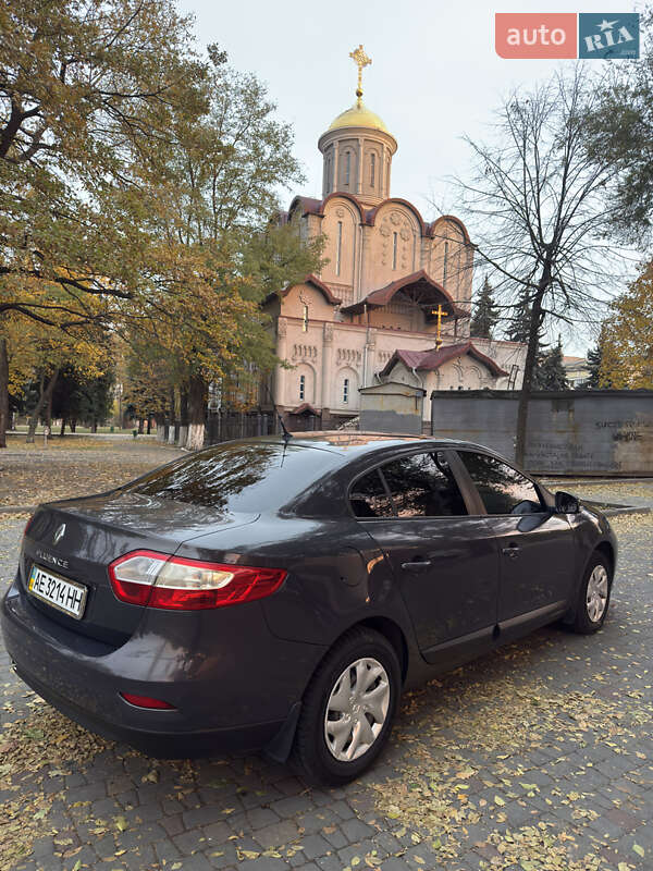Седан Renault Fluence 2013 в Дніпрі фото 15 Седан Renault Fluence 2013 в Дніпрі