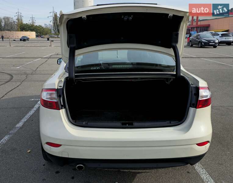 Седан Renault Fluence 2013 в Києві