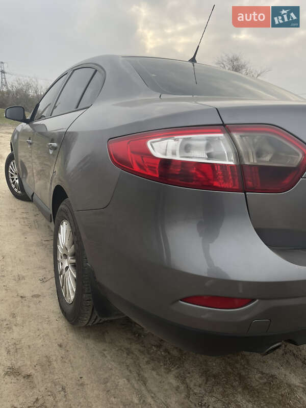 Седан Renault Fluence 2013 в Днепре