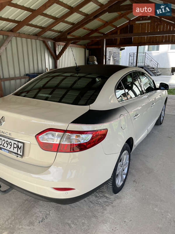 Седан Renault Fluence 2013 в Трускавці