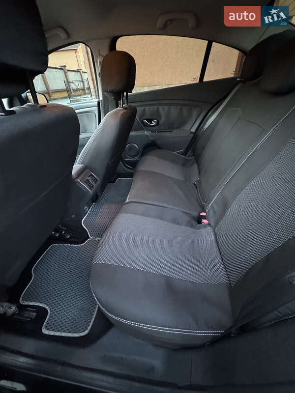 Седан Renault Fluence 2010 в Коломые