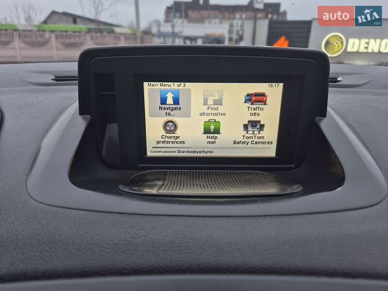 Седан Renault Fluence 2011 в Староконстантинове