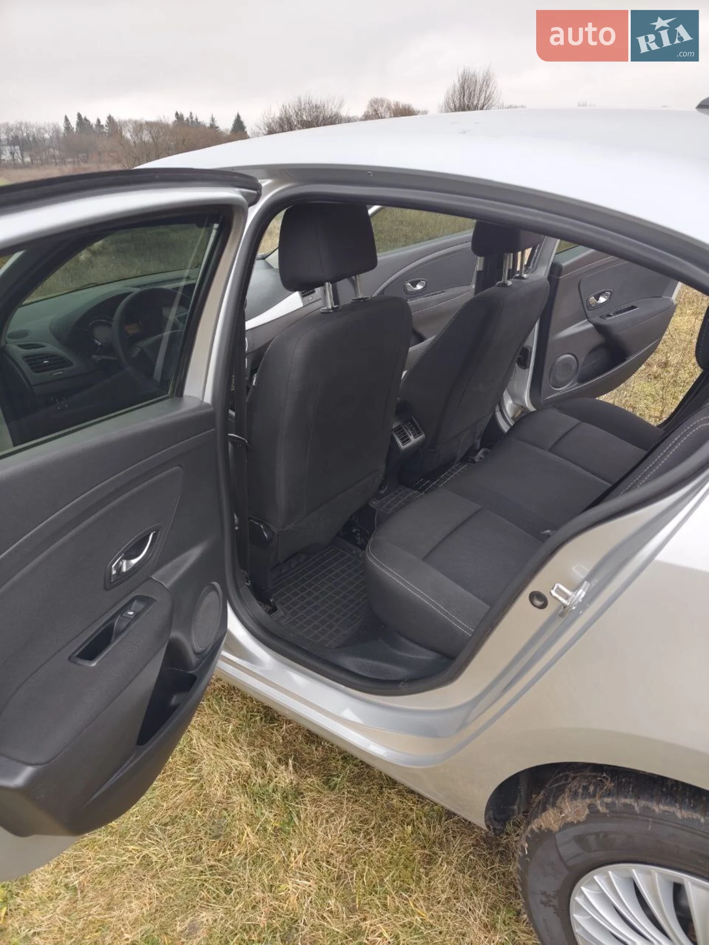 2014 Renault Fluence - мініатюра 16