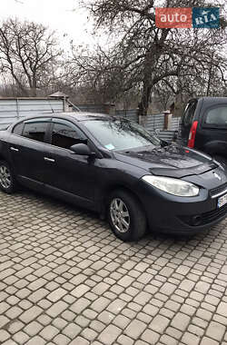 Седан Renault Fluence 2010 в Чемеровцах